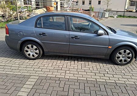 Opel Vectra 2.2