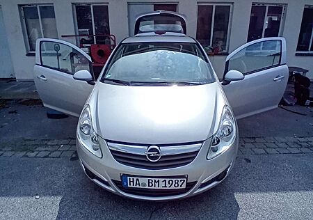 Opel Corsa 1.2 16V Innovation 110 Jahre