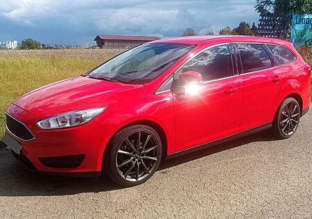 Ford Focus Turnier 1.0 EcoBoost Start-Stopp-System Tren