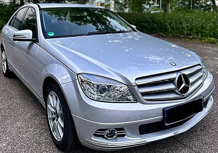 Mercedes-Benz C 180 CGI BlueEFFICIENCY Avantgarde