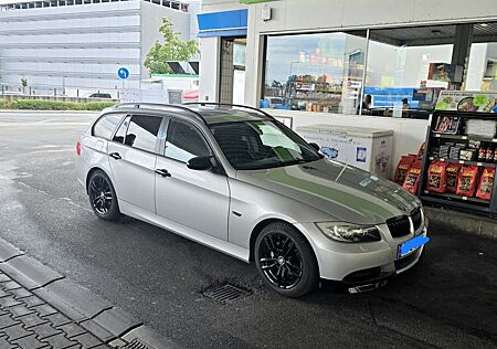BMW 320i 320 Touring