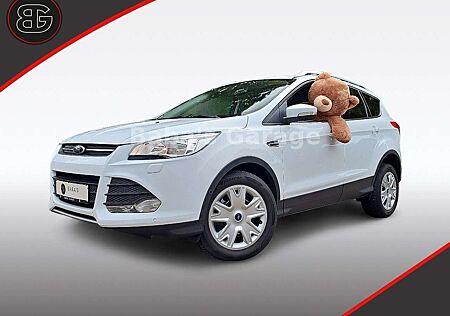 Ford Kuga Trend Klima SHZ PDC AHK 1. Hand
