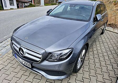 Mercedes-Benz E 220 E -Klasse T-Modell d