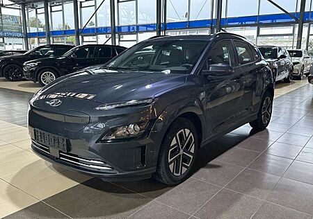 Hyundai Kona Select dig.Cockpit ACC R.Cam PDC SHZ DAB+