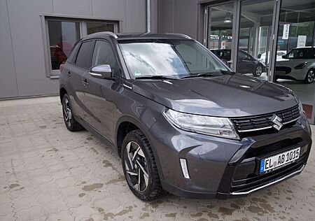 Suzuki Vitara Hybrid Comfort PLUS mit Ganzjahresreifen!