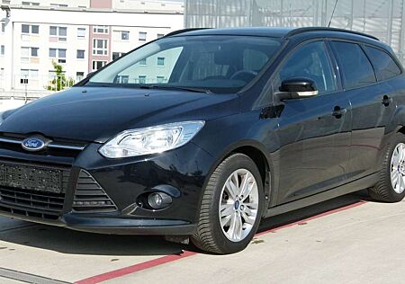 Ford Focus Trend Klima, Sitzheizung, Ganzjahresreifen!