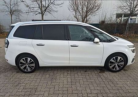 Citroën Grand C4 Picasso Citroen PureTech 130 Vollaust. AHK,Xenox,7Sitze