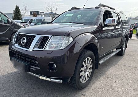 Nissan Navara bis 2015 Autm. LE