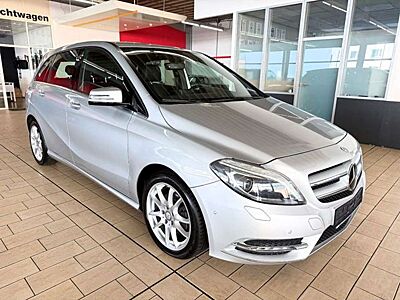Mercedes-Benz B 180 CDI *SPORTPAKET+AUTOM+NAVI+BI-XEN+LEDER+17