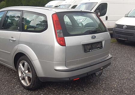 Ford Focus Ghia
