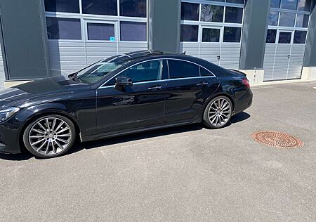 Mercedes-Benz CLS 350 CDI DPF 4Matic BlueEFFICIENCY 7G-TRONIC