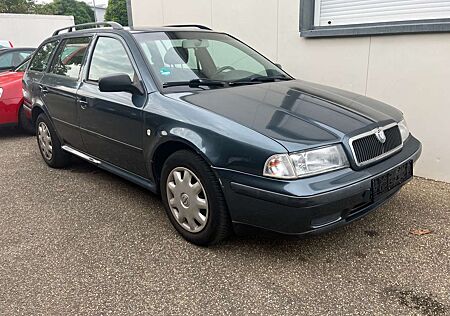 Skoda Octavia 1.6 Tour Klima Anhängerkupplung Tüv 6-2026