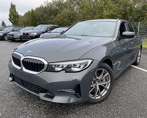 BMW 330 330d Touring xDrive Aut. Sport Line