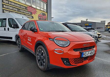 Fiat 600e "La Prima" - LED, Navi, 18" Alu, etc.