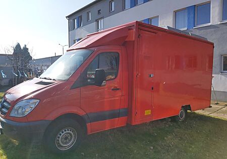 Mercedes-Benz Sprinter Hähnchenwagen (Foodtruck)