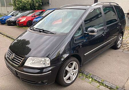 VW Sharan Volkswagen Special 7Sitzer Scheckheftgepflegt PDC