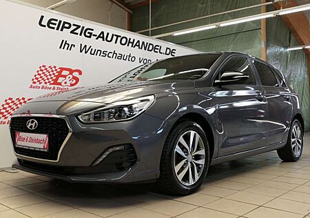 Hyundai i30 Passion *KLIMA*PDC*SZH*KAMERA*DAB*