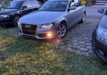 Audi A4 3.0 TDI DPF quattro Ambition
