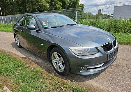 BMW 320i 320 Coupe,tüv bis 11-2025,Leder,Xenon