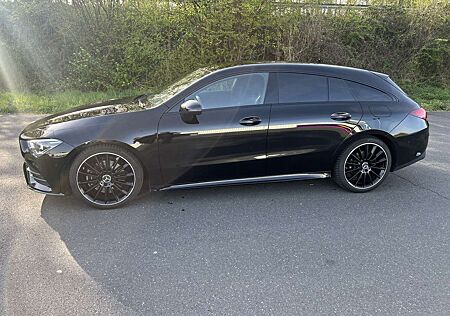 Mercedes-Benz CLA 220 d Shooting Brake 8G-DCT AMG Line