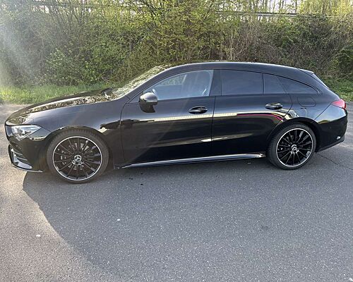 Mercedes-Benz CLA 220 d Shooting Brake 8G-DCT AMG Line