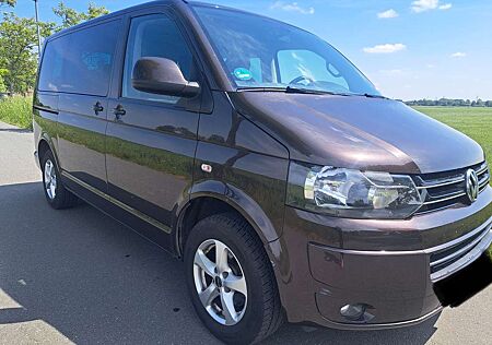 VW T5 Multivan Volkswagen Multivan DSG BMT Startline