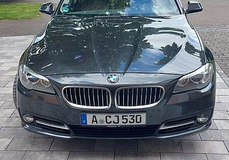 BMW 530d 530 5er Touring Diesel xDrive Touring Aut.