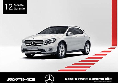 Mercedes-Benz GLA 200 URBAN KAMERA NAVI TEMPO PANO LED SHZ