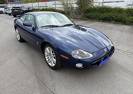 Jaguar XKR Coupe