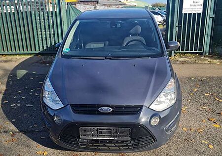 Ford S-Max 2.0 TDCi DPF Titanium