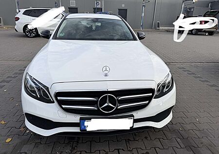 Mercedes-Benz E 200 Avantgarde 9G Nightpaket