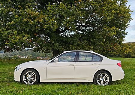 BMW 335d 335 xDrive Aut. HuD, Abstandstemp, Surroundview..