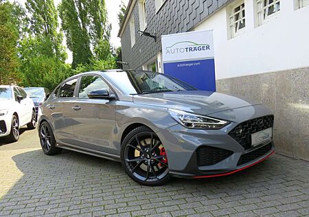 Hyundai i30 N Performance // Pano, N-Schale.