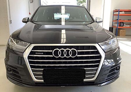 Audi Q7 3.0 TDI quattro tiptronic