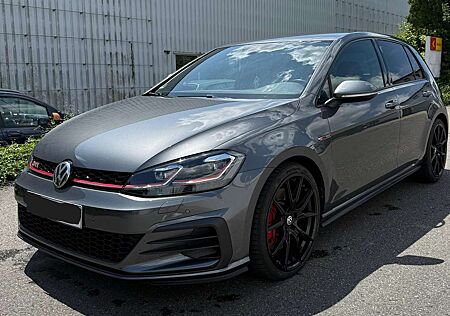VW Golf GTI Volkswagen (BlueMotion Technology) DSG Performance