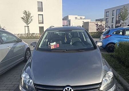 VW Golf Plus Volkswagen Life BMT