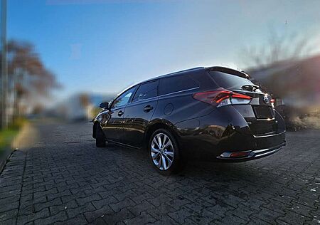 Toyota Auris 1.2 Turbo Touring Sports Executive