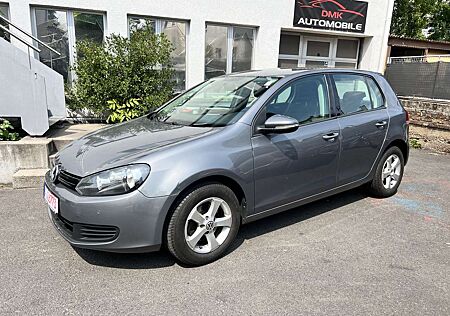 VW Golf Volkswagen 1.6 TDI DPF Comfortline