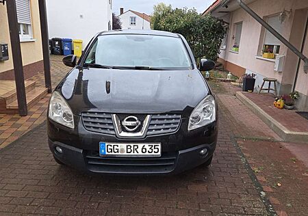 Nissan Qashqai 2.0 4 x CVT