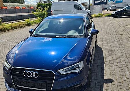 Audi A3 1.8 TFSI Limousine quattro S tronic line Sportpake
