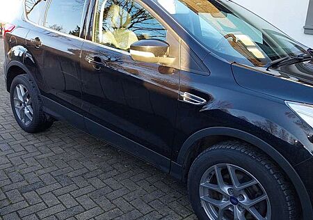 Ford Kuga 1.6 EcoBoost 2x4 Titanium