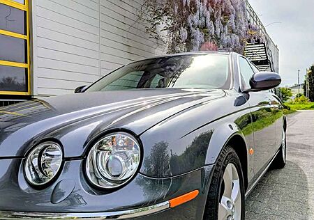 Jaguar S-Type S-Type 4.2 V8 Executive