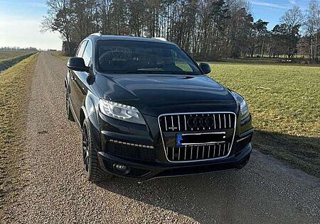 Audi Q7 4.2 TDI DPF quattro tiptronic