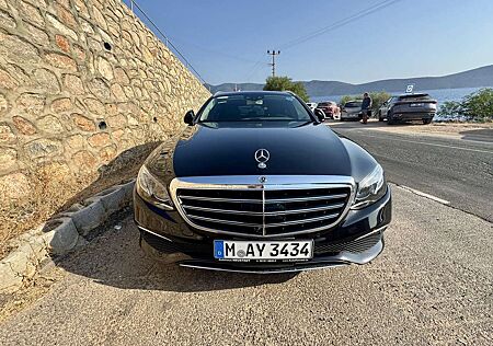 Mercedes-Benz E 400 4Matic T 9G-TRONIC Exclusive Voll.