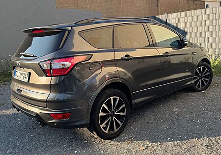 Ford Kuga Diesel 2.0 TDCi 4x4 Aut. ST-Line