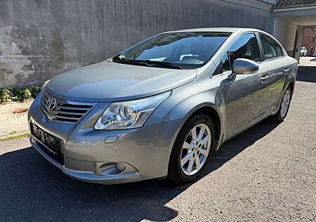 Toyota Avensis 1.8 Executive *Automatik/Navi/Kamera*