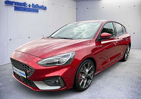 Ford Focus 2.3 EcoBoost S&S ST mit Styling-Paket