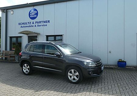 VW Tiguan Volkswagen Lounge 4Motion // 1.Hd., Scheckh., AHK!