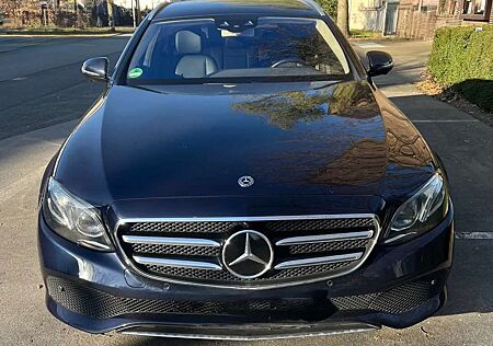 Mercedes-Benz E 300 d T 9G-TRONIC Avantgarde
