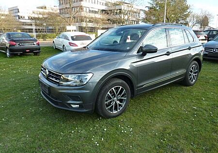 VW Tiguan Volkswagen Comfortline 2,0 TDI 110 kW/150 DSG Original AHK!